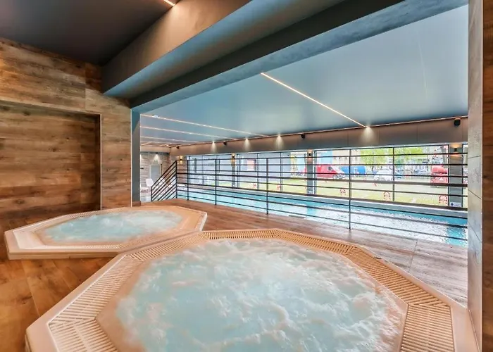 214 Kasprowicza 20b Basen, Sauny,fitness